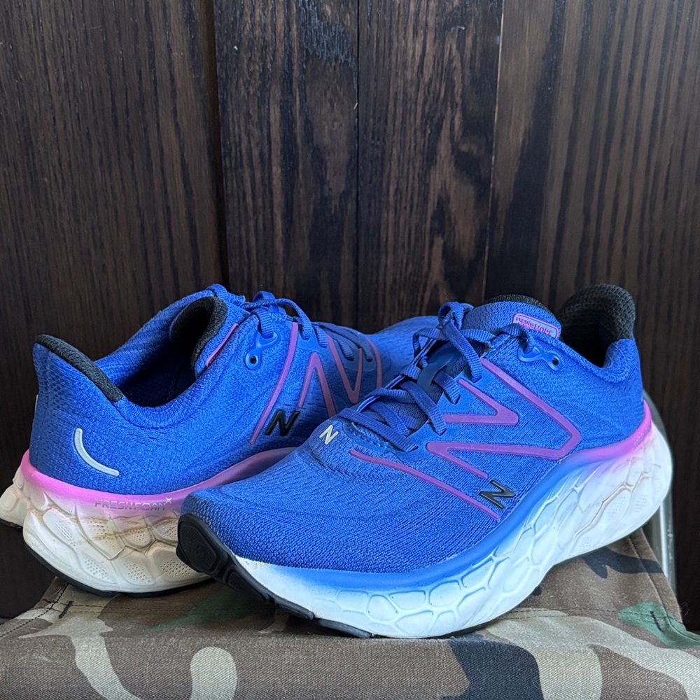 New Balance Women’s Blue & Pink Running Sneakers